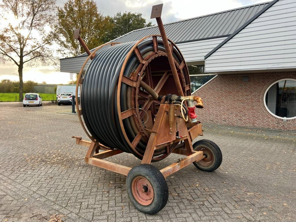 Irrifrance 80-270 haspel - Öntözőrendszer: 4 kép. Irrifrance 80-270 haspel - Öntözőrendszer: 4 kép.