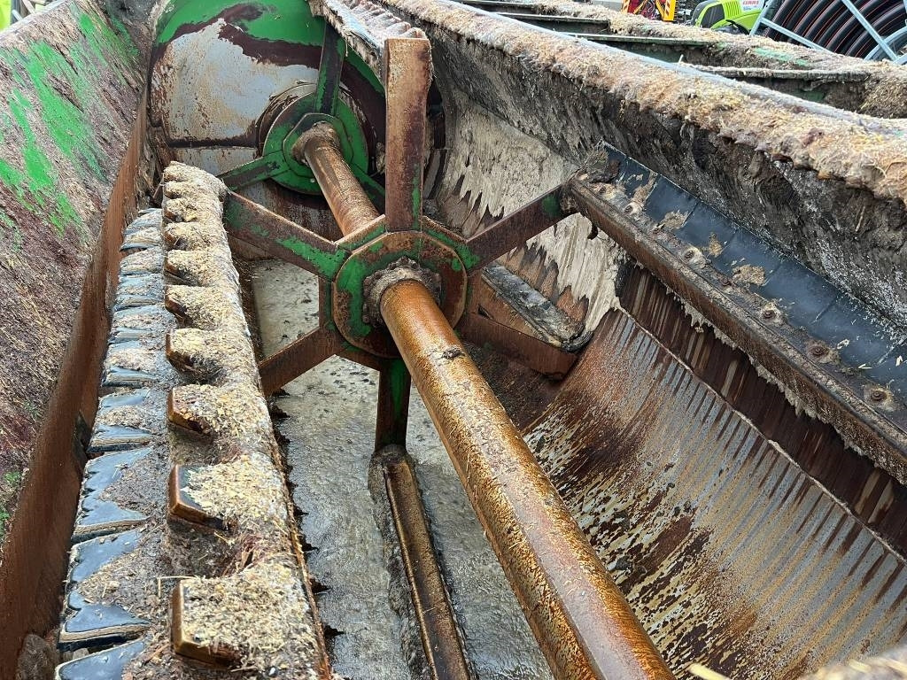 Keenan Mech-Fiber 365 - Etetőkocsi: 5 kép. Keenan Mech-Fiber 365 - Etetőkocsi: 5 kép.