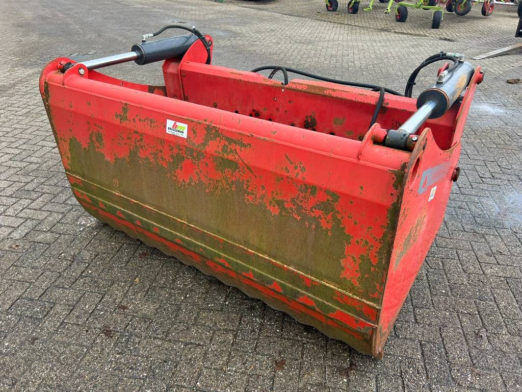 Mammut SB195M - Állattartás gépei: 1 kép. Mammut SB195M - Állattartás gépei: 1 kép.