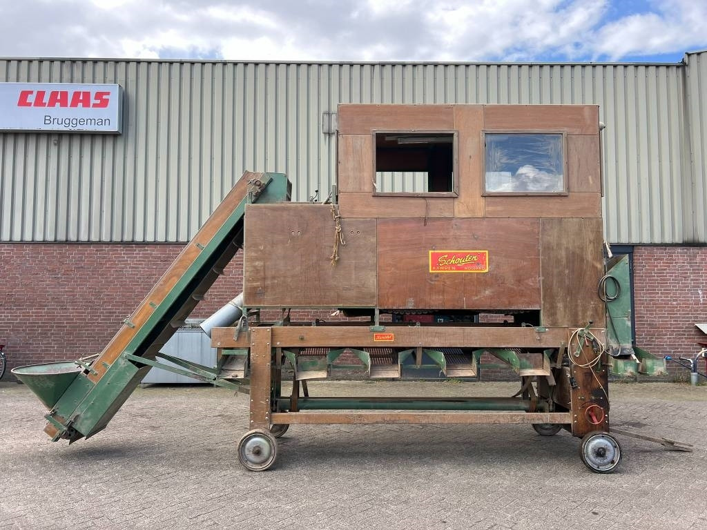 Schouten Kwartet sorteermachine - Burgonyagép: 2 kép. Schouten Kwartet sorteermachine - Burgonyagép: 2 kép.