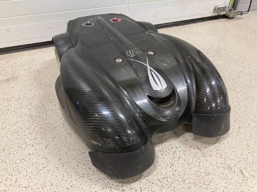 Wiper Yard (10000 m2) - Kerti fűkasza: 1 kép. Wiper Yard (10000 m2) - Kerti fűkasza: 1 kép.