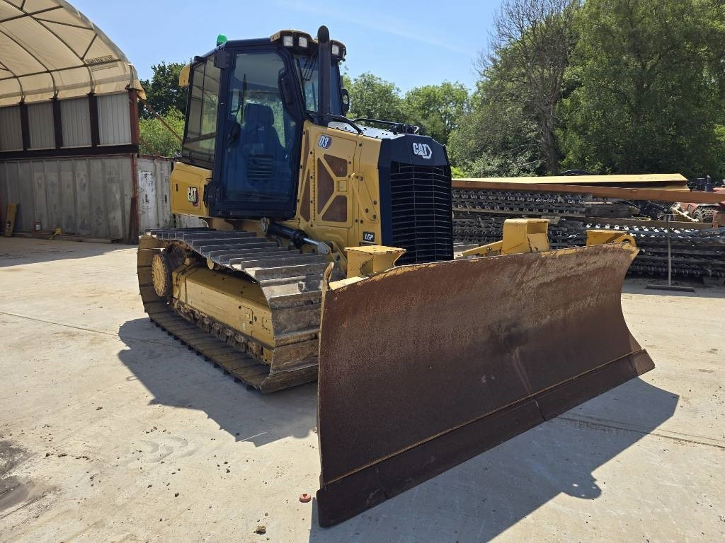 CAT D 3 LGP - Buldózer: 1 kép. CAT D 3 LGP - Buldózer: 1 kép.