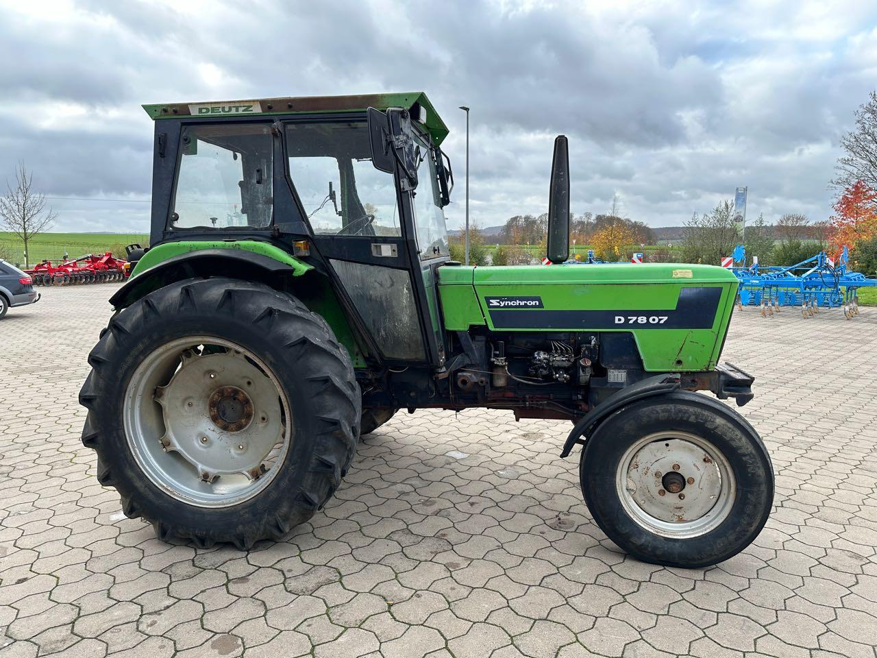 Deutz-Fahr D7807 Synchron - Traktor: 4 kép. Deutz-Fahr D7807 Synchron - Traktor: 4 kép.