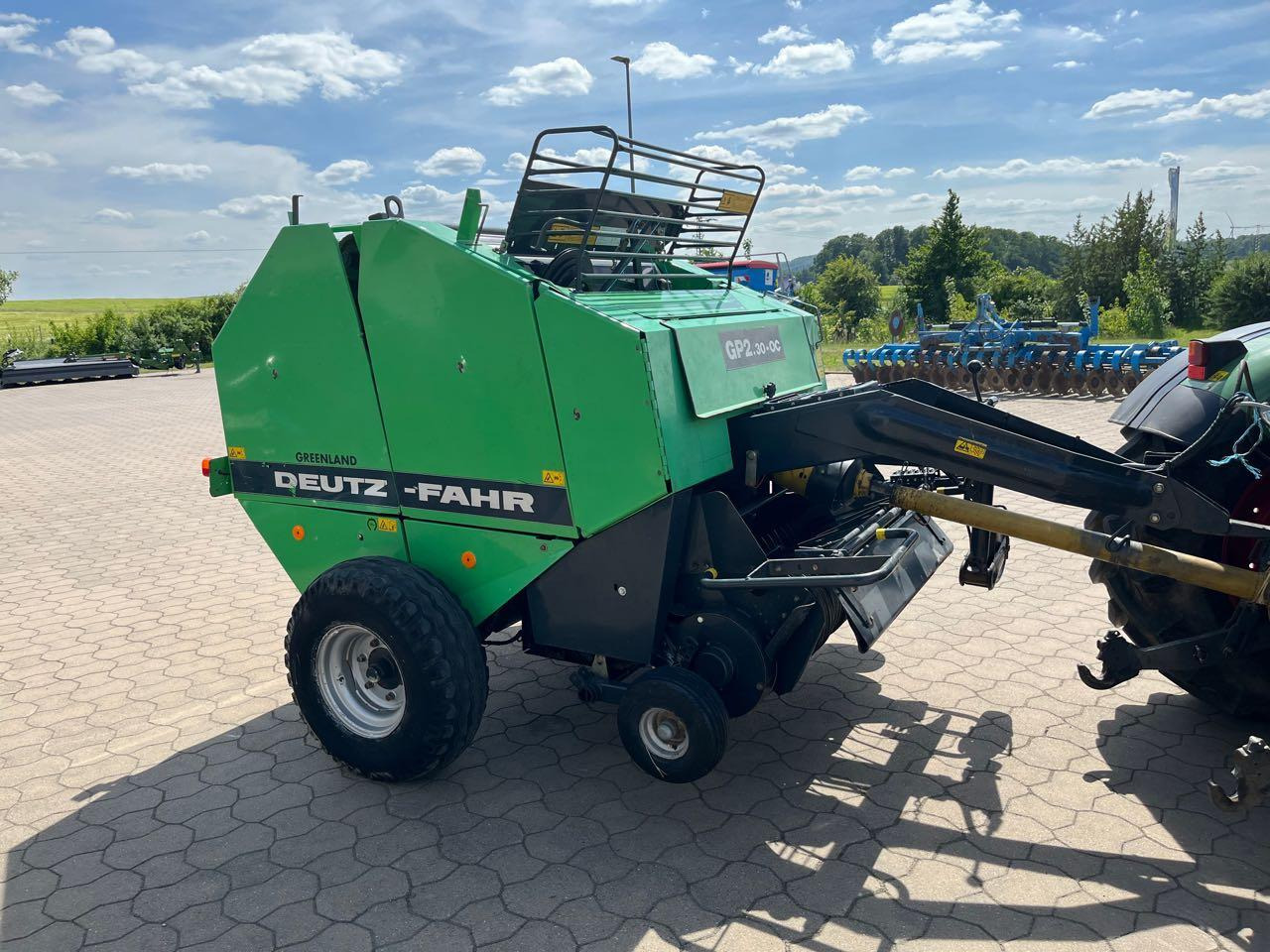 Deutz-Fahr GP 2.30-OC - Bálázó: 3 kép. Deutz-Fahr GP 2.30-OC - Bálázó: 3 kép.