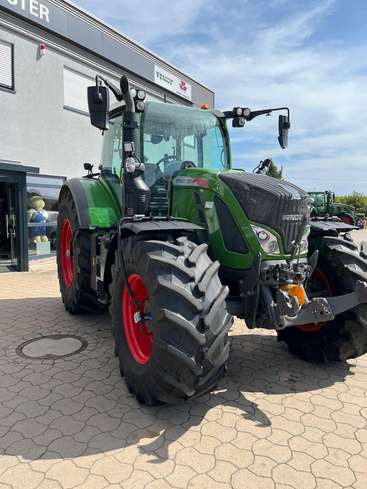 Fendt 720 Vario S4 ProfiPlus - Traktor: 4 kép. Fendt 720 Vario S4 ProfiPlus - Traktor: 4 kép.