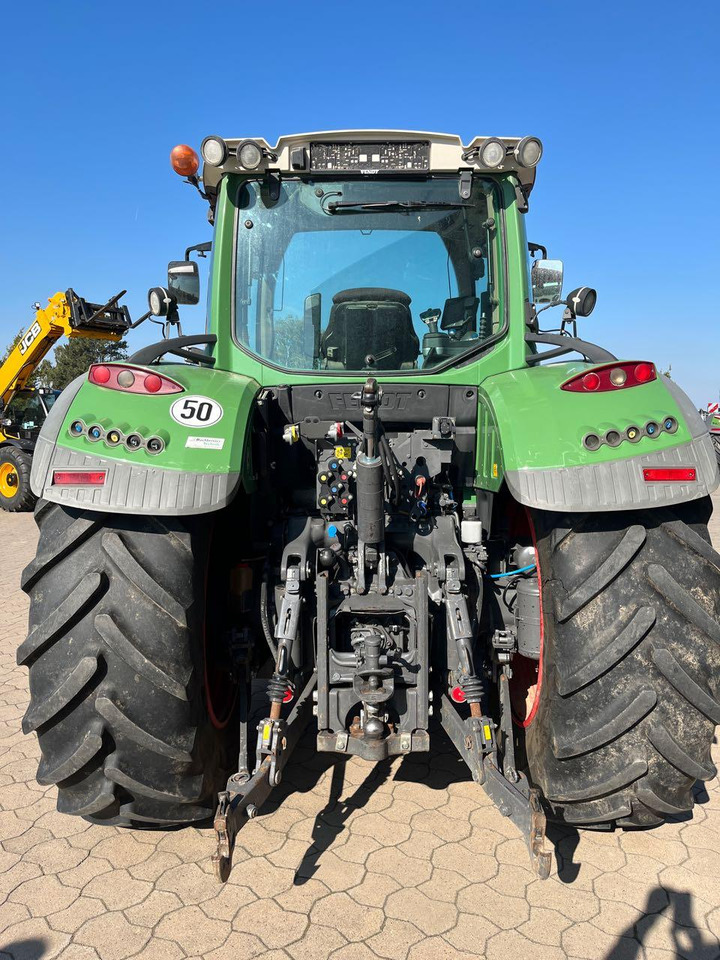 Fendt 720 Vario SCR - Traktor: 3 kép. Fendt 720 Vario SCR - Traktor: 3 kép.