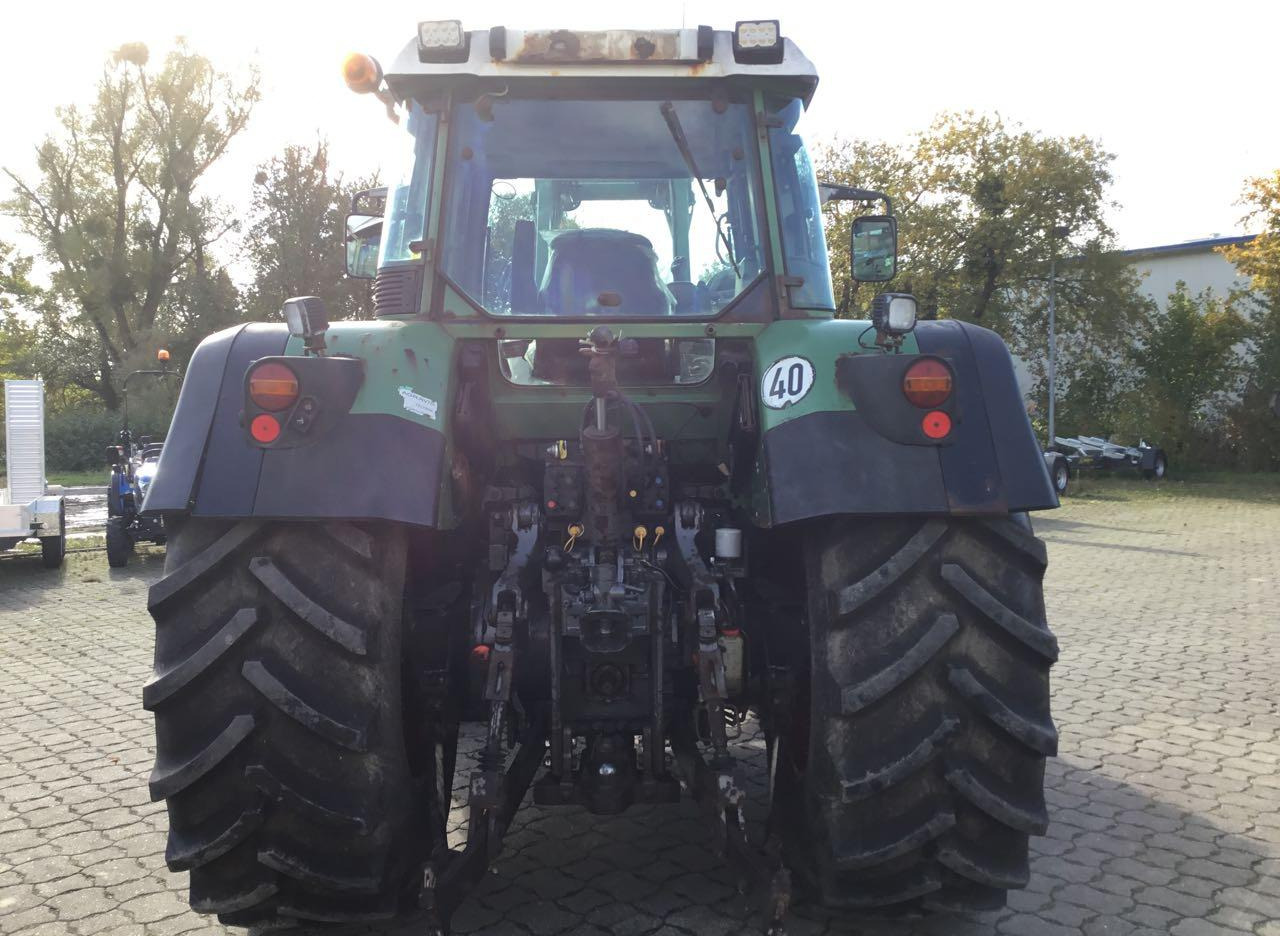 Fendt 820 Vario - Traktor: 5 kép. Fendt 820 Vario - Traktor: 5 kép.