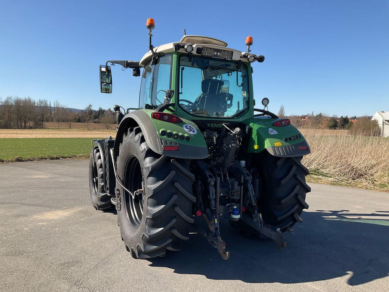 Fendt Vario 714 SCR Profi Plus - Traktor: 5 kép. Fendt Vario 714 SCR Profi Plus - Traktor: 5 kép.