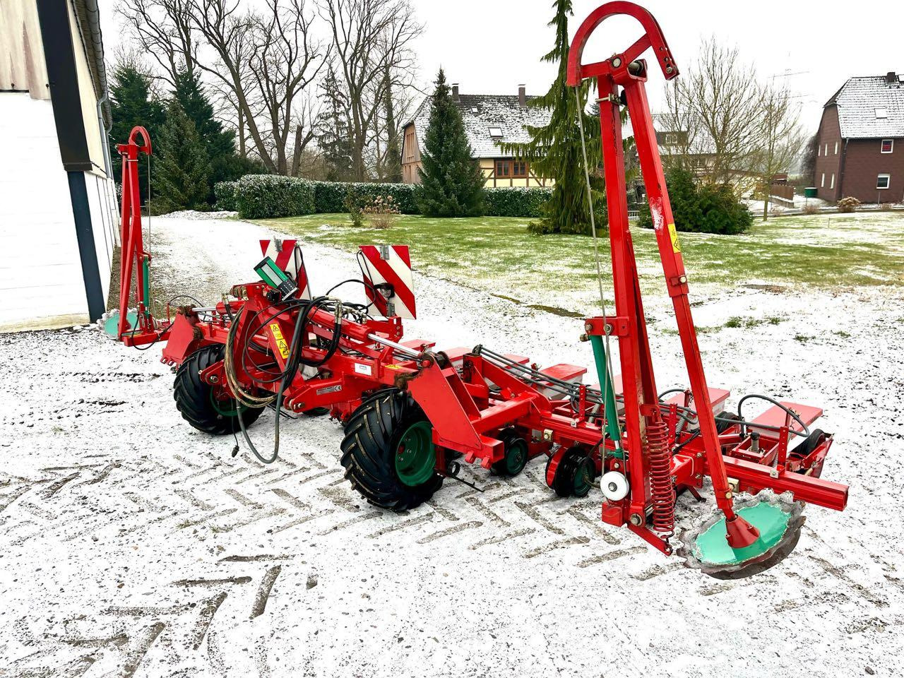 Kverneland Monopill SE - Precíziós vetőgép: 2 kép. Kverneland Monopill SE - Precíziós vetőgép: 2 kép.