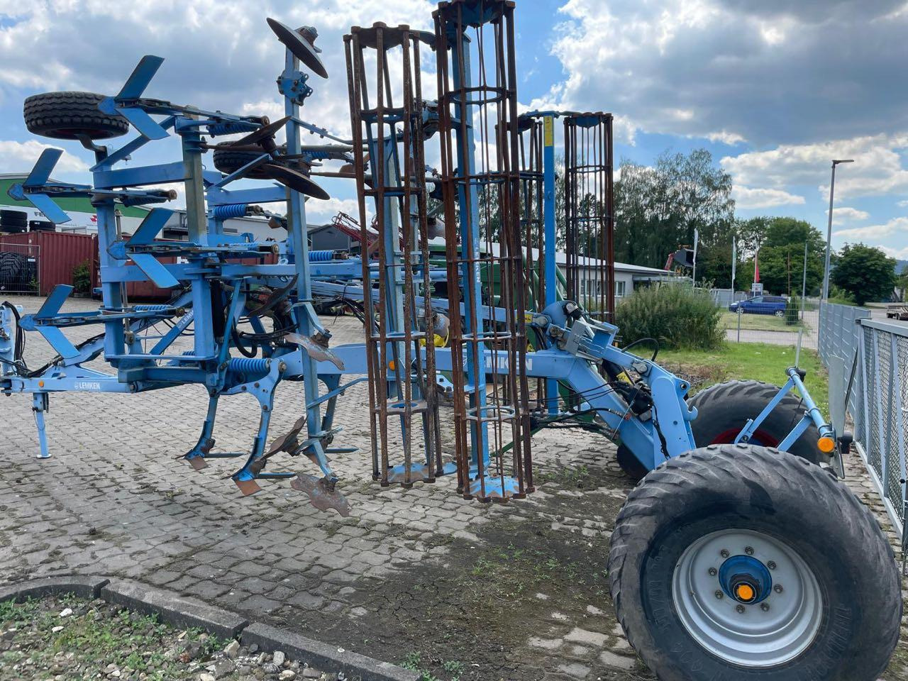 Lemken Kristall 9/500 - Kultivátor: 4 kép. Lemken Kristall 9/500 - Kultivátor: 4 kép.