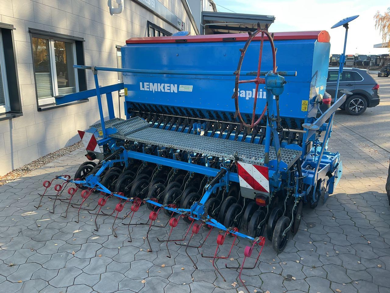 Lemken Saphir 7/300 DS - Kombinált vetőgép: 5 kép. Lemken Saphir 7/300 DS - Kombinált vetőgép: 5 kép.
