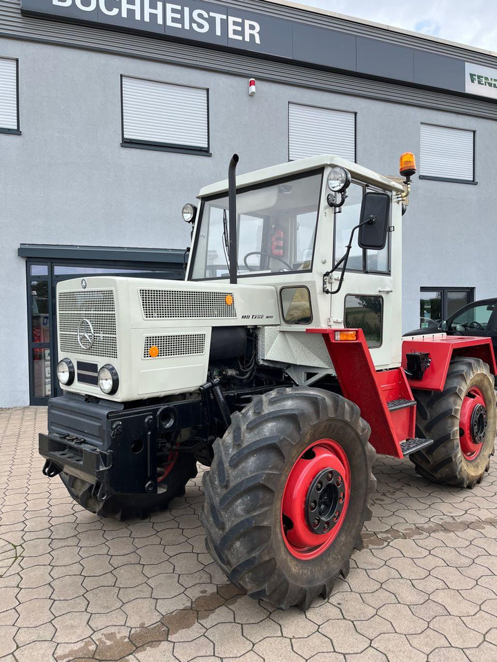 Mercedes-Benz MB trac 800 - Traktor: 3 kép. Mercedes-Benz MB trac 800 - Traktor: 3 kép.