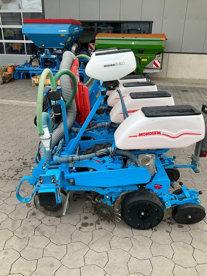Monosem NG Plus - Precíziós vetőgép: 5 kép. Monosem NG Plus - Precíziós vetőgép: 5 kép.
