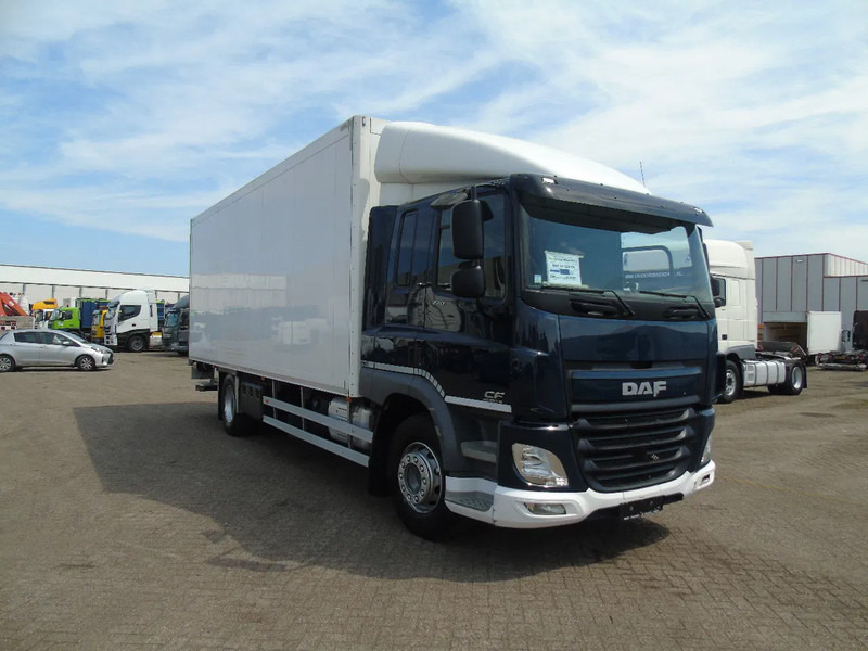 DAF CF 220 + CARRIER + EURO 6 + LIFT - Hűtős teherautó: 5 kép. DAF CF 220 + CARRIER + EURO 6 + LIFT - Hűtős teherautó: 5 kép.