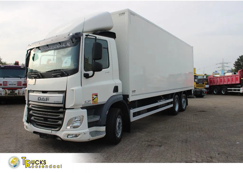 DAF CF 290 + EURO 6 + MANUAL - Dobozos felépítményű teherautó: 1 kép. DAF CF 290 + EURO 6 + MANUAL - Dobozos felépítményű teherautó: 1 kép.