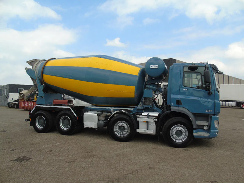 DAF CF 400 + 8X4 + MANUAL + SPRINGS + EURO 6 - Betonpumpa: 4 kép. DAF CF 400 + 8X4 + MANUAL + SPRINGS + EURO 6 - Betonpumpa: 4 kép.
