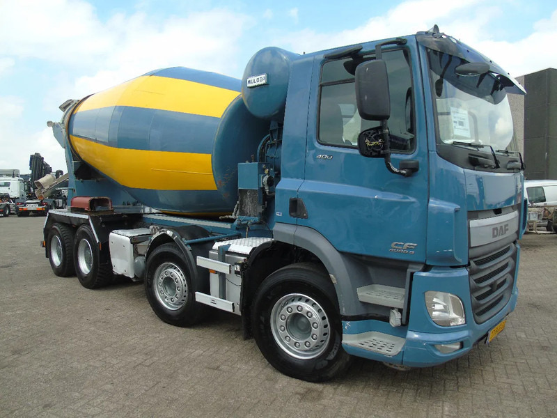 DAF CF 400 + 8X4 + MANUAL + SPRINGS + EURO 6 - Betonpumpa: 2 kép. DAF CF 400 + 8X4 + MANUAL + SPRINGS + EURO 6 - Betonpumpa: 2 kép.