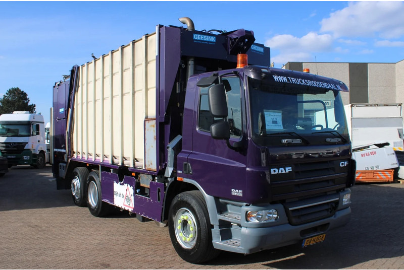DAF CF 75 .250 + euro 5 + 6X2 - Szemetesautó: 3 kép. DAF CF 75 .250 + euro 5 + 6X2 - Szemetesautó: 3 kép.