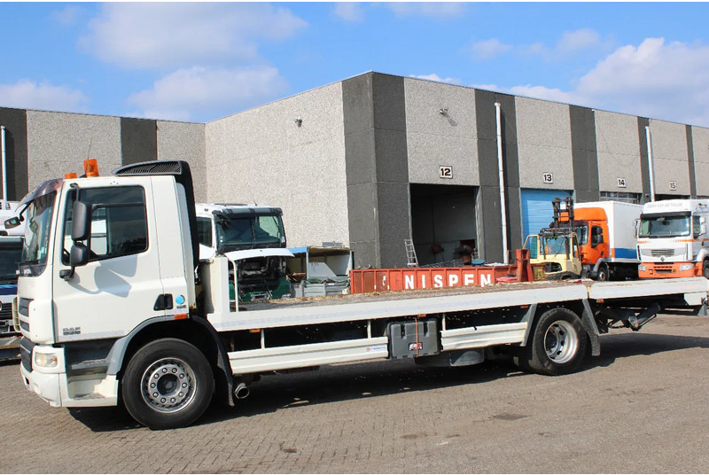 DAF CF 75.310 + HYDROLIC PLATFORM + EURO 5 + REMOTE + MANUAL - Autószállító teherautó: 3 kép. DAF CF 75.310 + HYDROLIC PLATFORM + EURO 5 + REMOTE + MANUAL - Autószállító teherautó: 3 kép.