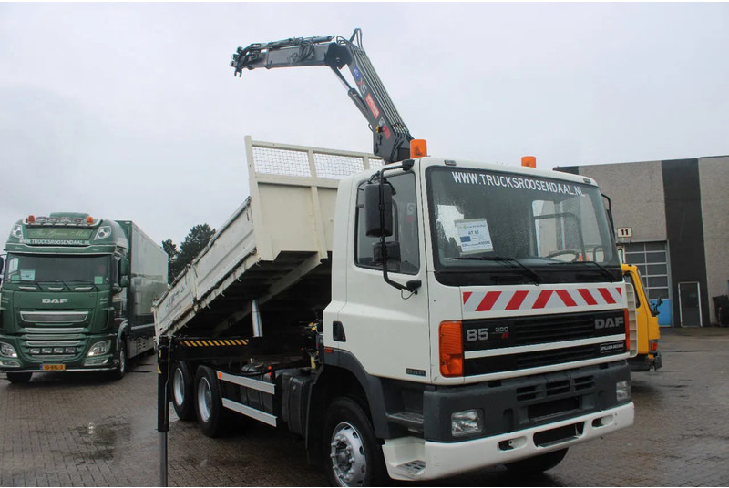 DAF Kipper 6x4 + SPRING + EURO 1 + no CRANE + Manuel + BE apk 09-2024 - Billenőplatós teherautó: 3 kép. DAF Kipper 6x4 + SPRING + EURO 1 + no CRANE + Manuel + BE apk 09-2024 - Billenőplatós teherautó: 3 kép.