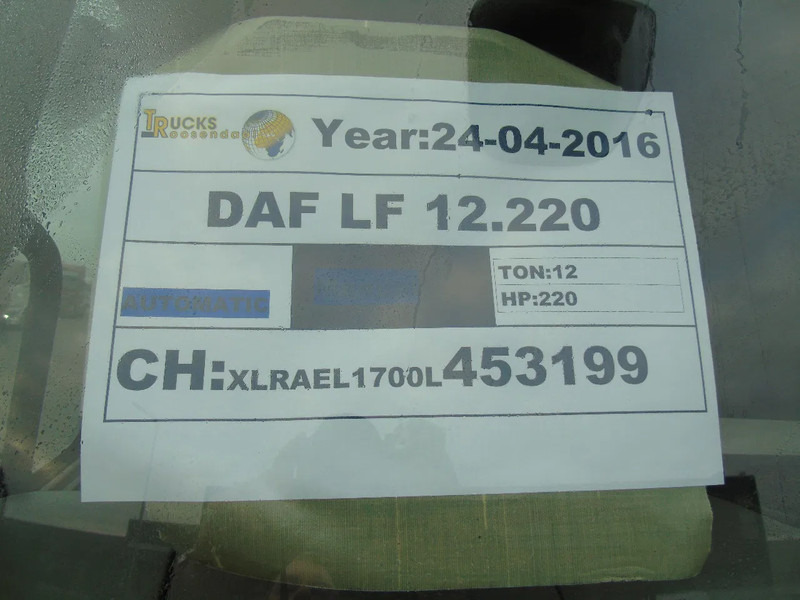 DAF LF 220 DAF LF 220 12 TON - Dobozos felépítményű teherautó: 5 kép. DAF LF 220 DAF LF 220 12 TON - Dobozos felépítményű teherautó: 5 kép.
