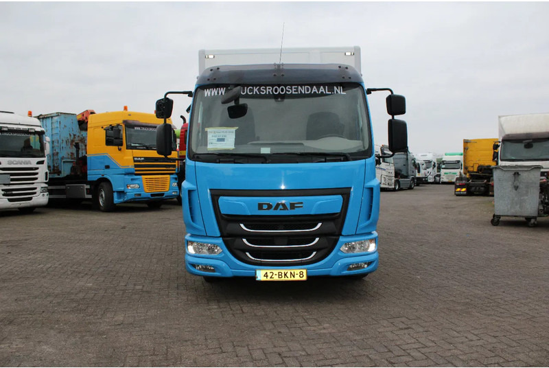 DAF LF 230 + EURO 6 + KONVEKTA KOELING + LIFT + 12T + LOW KM - Hűtős teherautó: 4 kép. DAF LF 230 + EURO 6 + KONVEKTA KOELING + LIFT + 12T + LOW KM - Hűtős teherautó: 4 kép.