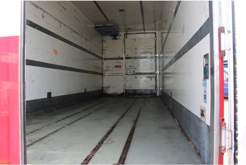 DAF XF 440 + frigo block + EURO 6 combi + LIFT + RETARDER + 2.73 HEIGHT!! - Hűtős teherautó: 5 kép. DAF XF 440 + frigo block + EURO 6 combi + LIFT + RETARDER + 2.73 HEIGHT!! - Hűtős teherautó: 5 kép.