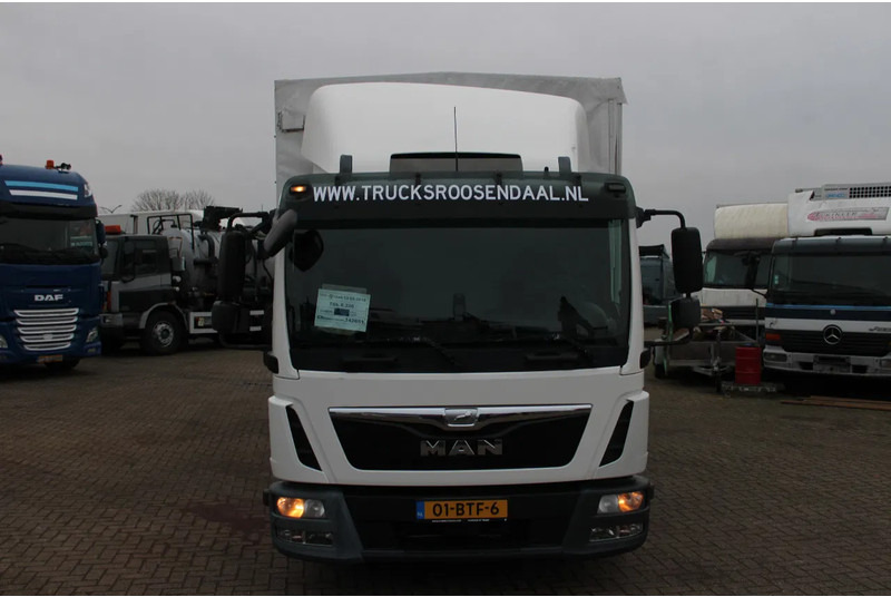 MAN TGL 8.220 + EURO 6 + LIFT - Dobozos felépítményű teherautó: 2 kép. MAN TGL 8.220 + EURO 6 + LIFT - Dobozos felépítményű teherautó: 2 kép.