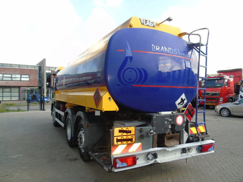 MAN TGS 26.400 + 18.000 LITER + PUMP/METERS 6X2 + ADR - Tartályos teherautó: 4 kép. MAN TGS 26.400 + 18.000 LITER + PUMP/METERS 6X2 + ADR - Tartályos teherautó: 4 kép.