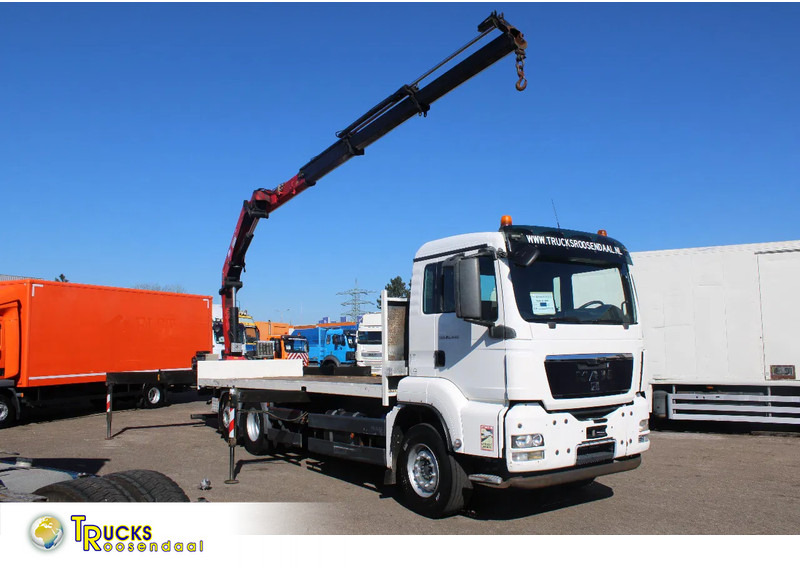 MAN TGS 26.440 + HMF 22T/M + remote + 6x2 steering + EURO 5 - Darus autó: 1 kép. MAN TGS 26.440 + HMF 22T/M + remote + 6x2 steering + EURO 5 - Darus autó: 1 kép.