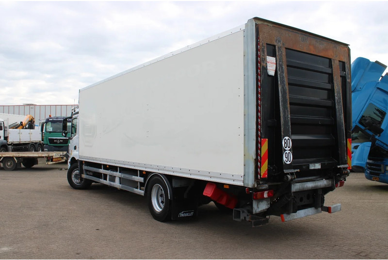 Mercedes-Benz Antos 1830 + EURO 6 + NICE TRUCK - Dobozos felépítményű teherautó: 5 kép. Mercedes-Benz Antos 1830 + EURO 6 + NICE TRUCK - Dobozos felépítményű teherautó: 5 kép.