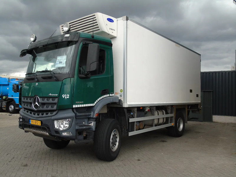 Mercedes-Benz Arocs 1830 + 4x4 +ENGINE DEFECT+OFFROAD EURO 6 + LIFT - Hűtős teherautó: 2 kép. Mercedes-Benz Arocs 1830 + 4x4 +ENGINE DEFECT+OFFROAD EURO 6 + LIFT - Hűtős teherautó: 2 kép.