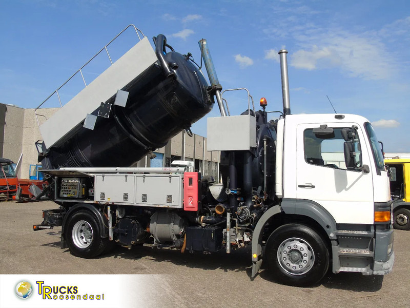 Mercedes-Benz Atego 1923 + 8.800 liter INOX + complete pump/tipper/functional + EURO 2 - Szippantós autó: 1 kép. Mercedes-Benz Atego 1923 + 8.800 liter INOX + complete pump/tipper/functional + EURO 2 - Szippantós autó: 1 kép.