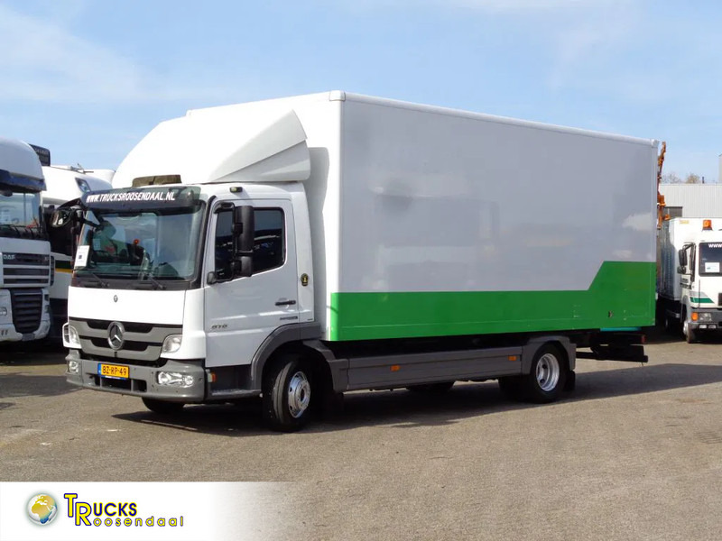 Mercedes-Benz Atego 816 + Euro 5 - Dobozos felépítményű teherautó: 1 kép. Mercedes-Benz Atego 816 + Euro 5 - Dobozos felépítményű teherautó: 1 kép.
