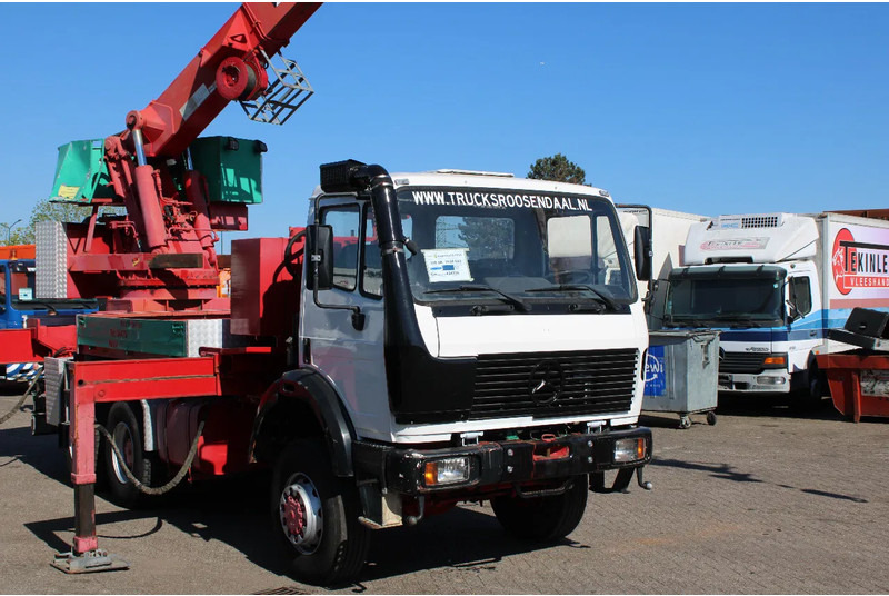 Mercedes-Benz SK 2628 + 6X6 + SPRING + MANUAL + HMK 42TON - Darus autó: 4 kép. Mercedes-Benz SK 2628 + 6X6 + SPRING + MANUAL + HMK 42TON - Darus autó: 4 kép.
