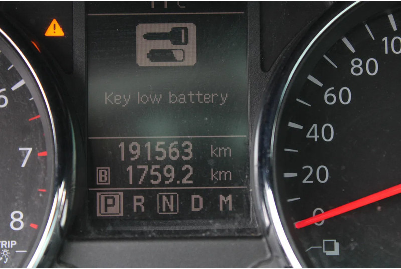 Nissan QASHQAI 2.0 AUTOMATIC / CAMERA - Terepjáró/ SUV: 4 kép. Nissan QASHQAI 2.0 AUTOMATIC / CAMERA - Terepjáró/ SUV: 4 kép.