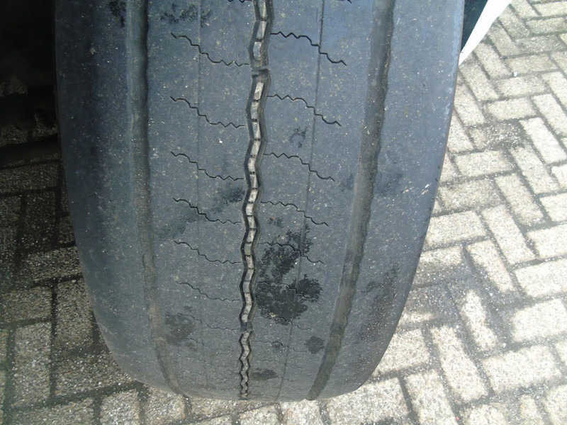 Nyergesvontató DAF XF 460 + EURO 6 + SSC: 16 kép. Nyergesvontató DAF XF 460 + EURO 6 + SSC: 16 kép.