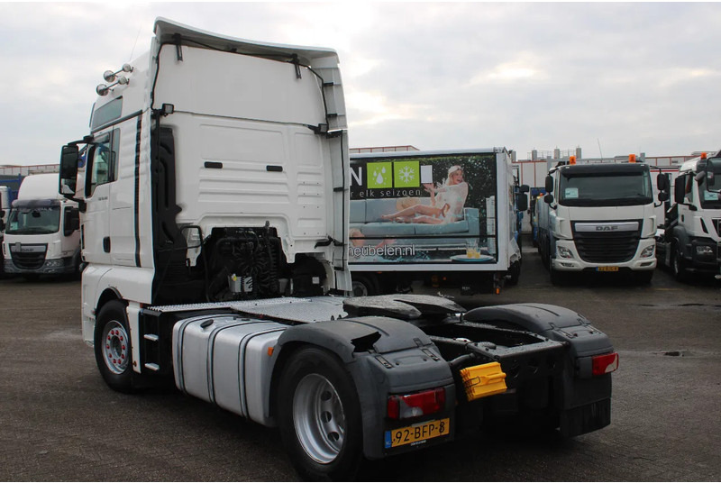 Nyergesvontató MAN TGX 18.440 + euro 6 + double tank + spoiler: 7 kép.