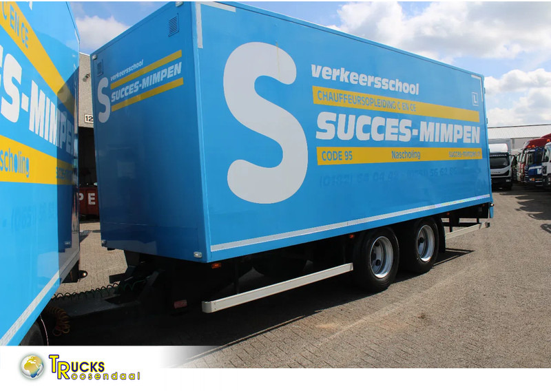 Pacton 2X AXLE + NICE TRAILER - Pótkocsi dobozos: 1 kép. Pacton 2X AXLE + NICE TRAILER - Pótkocsi dobozos: 1 kép.