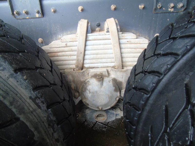 Renault Kerax 420 DCI + MANUAL + SPRING + 6X4 + PERFECT - Billenőplatós teherautó: 4 kép. Renault Kerax 420 DCI + MANUAL + SPRING + 6X4 + PERFECT - Billenőplatós teherautó: 4 kép.