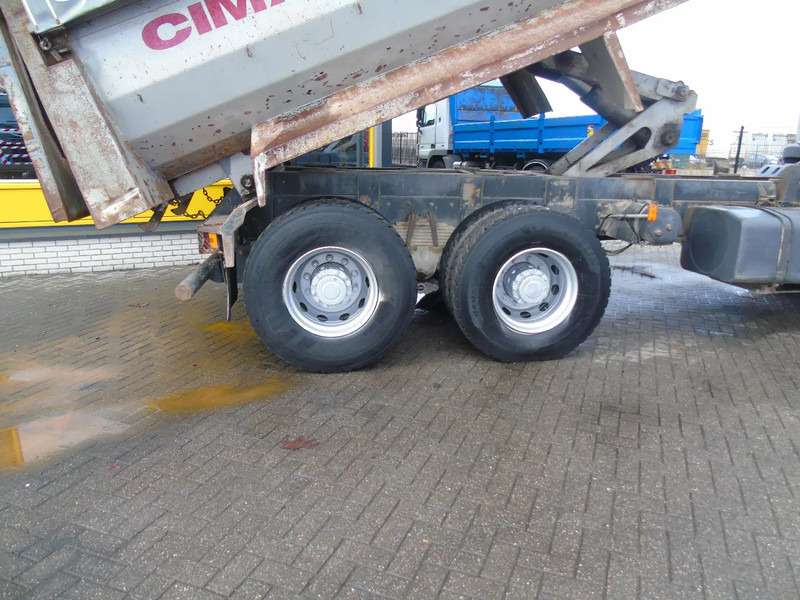 Renault Kerax 420 DCI + MANUAL + SPRING + 6X4 + PERFECT - Billenőplatós teherautó: 3 kép. Renault Kerax 420 DCI + MANUAL + SPRING + 6X4 + PERFECT - Billenőplatós teherautó: 3 kép.