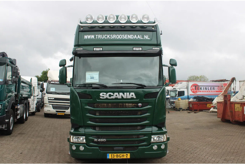 Scania R490 + 6X2 + EURO 6 + heating truck/ flowers FULL OPTION - Hűtős teherautó: 2 kép. Scania R490 + 6X2 + EURO 6 + heating truck/ flowers FULL OPTION - Hűtős teherautó: 2 kép.