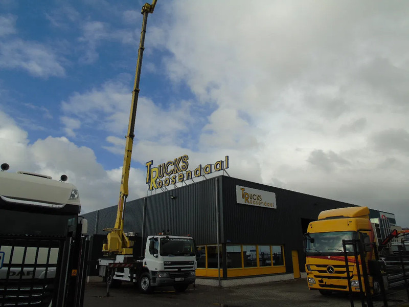 DAF CF 65.280 + 33 METER + big platform persons /400kg - Teherautó: 2 kép. DAF CF 65.280 + 33 METER + big platform persons /400kg - Teherautó: 2 kép.