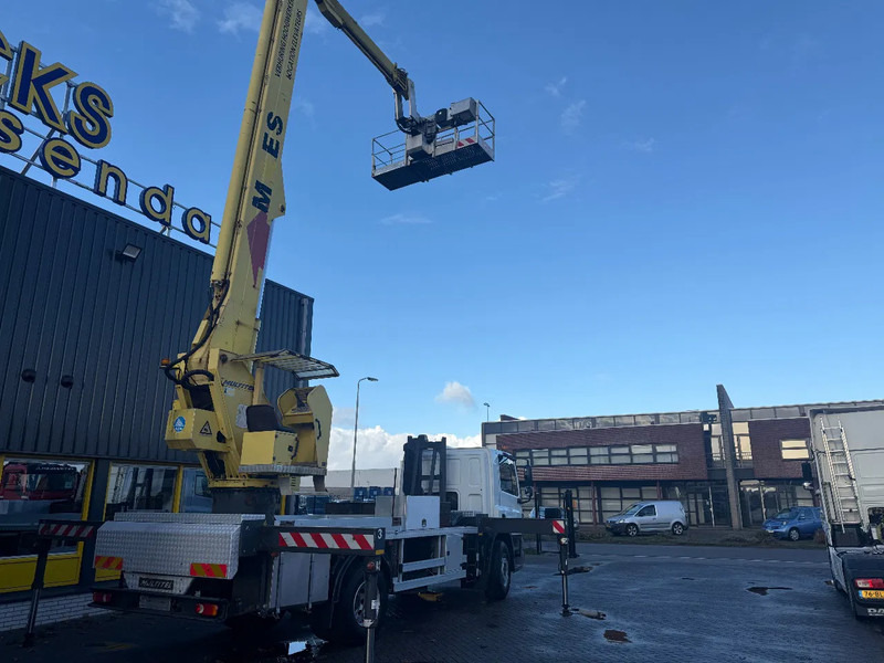 Teherautó DAF CF 65.280 + 33 METER + big platform persons /400kg: 13 kép. Teherautó DAF CF 65.280 + 33 METER + big platform persons /400kg: 13 kép.