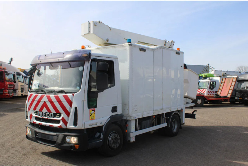 Iveco Eurocargo 120EL18 + COMET + EURO 5 - Teherautó: 5 kép. Iveco Eurocargo 120EL18 + COMET + EURO 5 - Teherautó: 5 kép.