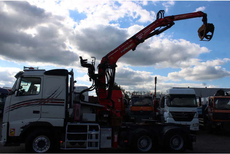 Darus autó Volvo FH 16.540 + 6x4 EURO 5 + palfinger epsilon 30t/m + MANUAL: 7 kép. Darus autó Volvo FH 16.540 + 6x4 EURO 5 + palfinger epsilon 30t/m + MANUAL: 7 kép.