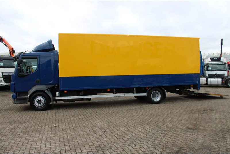 Volvo FL 12 .280 + EURO 5 - Dobozos felépítményű teherautó: 5 kép. Volvo FL 12 .280 + EURO 5 - Dobozos felépítményű teherautó: 5 kép.