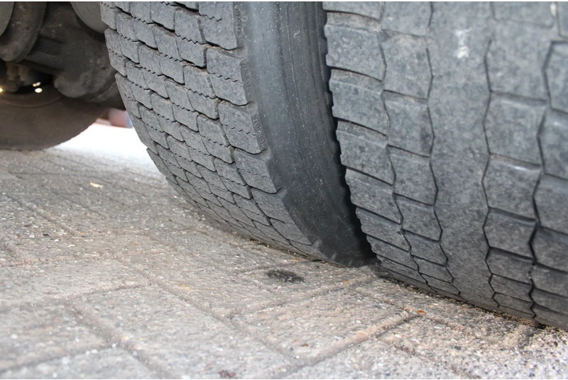 Hűtős teherautó Volvo FL 16.240 + EURO 5 + 16T: 14 kép.