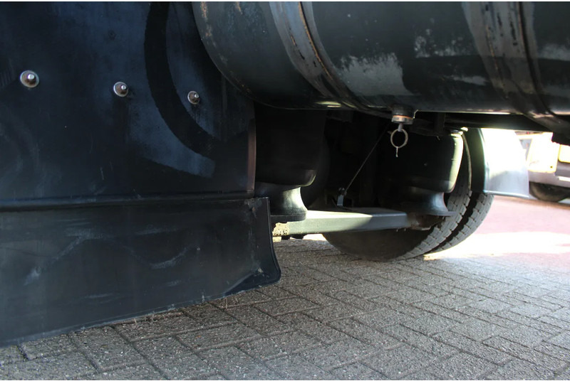 Hűtős teherautó Volvo FL 16.240 + EURO 5 + 16T: 15 kép.