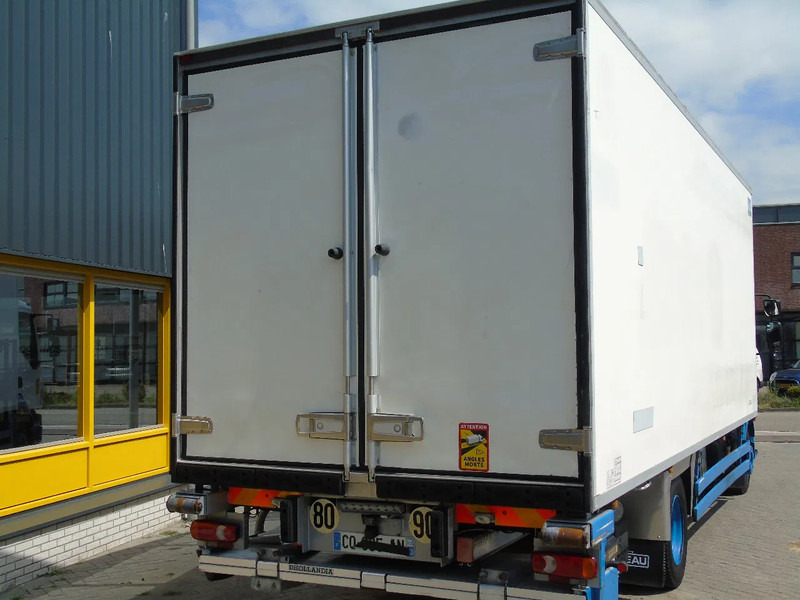 Volvo FL 16.260 +CHEREAU + carrier + manual - Hűtős teherautó: 3 kép. Volvo FL 16.260 +CHEREAU + carrier + manual - Hűtős teherautó: 3 kép.